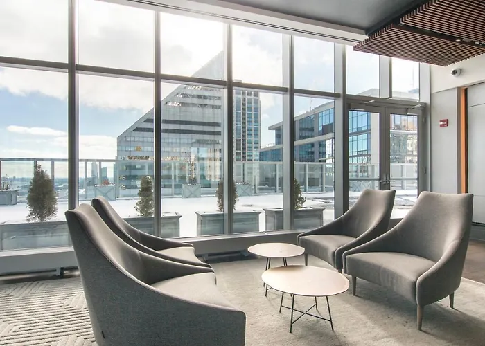 Apartment Loop W Theater Pool Nr Millennium Park Chi-958